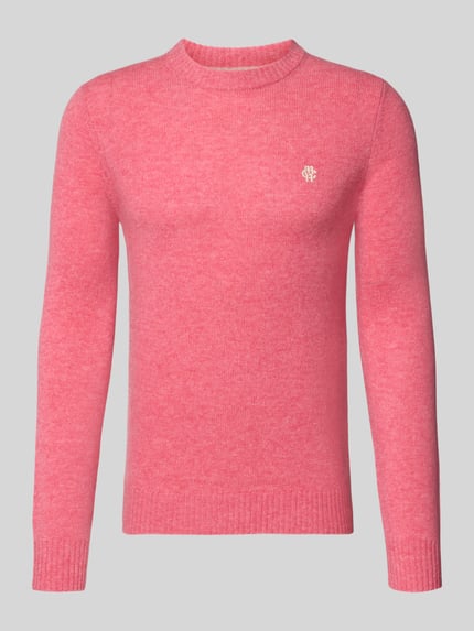 Produktfoto, Slim Fit Strickpullover aus reiner Wolle mit Label-Stitching von MCNEAL in Rosa, gerippte Abschlüsse, einfarbige Struktur, Rückenlänge 66 cm, Ärmellänge 69 cm