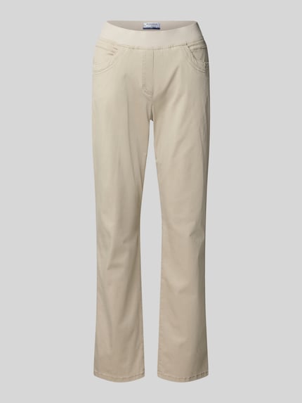 Produktfoto, Relaxed Fit Stoffhose mit elastischem Bund Modell 'Pamina' von Raphaela By Brax in Beige, glatte Baumwollmischung, sichtbare Eingriff- und Gesäßtaschen, Kontext: Damen Stoffhose, elastischer Bund, Bundweite 35 cm, Innenbeinlänge 73 cm.