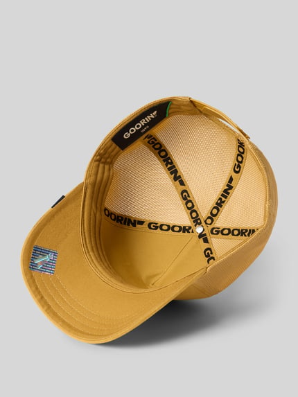 Produktfoto, Trucker Cap mit Motiv-Patch Modell 'Golden Goat' von GOORIN BROS., mieszanka bawełny, daszek, regulowana długość, żółte odcienie, tekstura siateczki