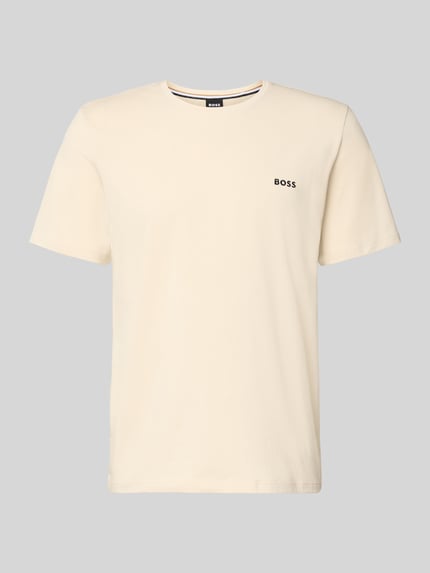 Produktfoto, cremefarbenes Regular Fit T-Shirt aus Baumwoll-Mix von BOSS mit glatter Textur, schlichtes Design, Herren T-Shirt.