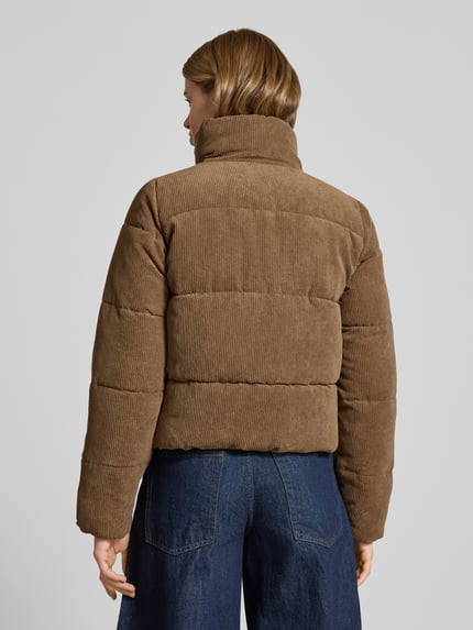ONLY Boxy Fit Steppjacke aus Cord Modell 'NEWDOLLY' Taupe 5