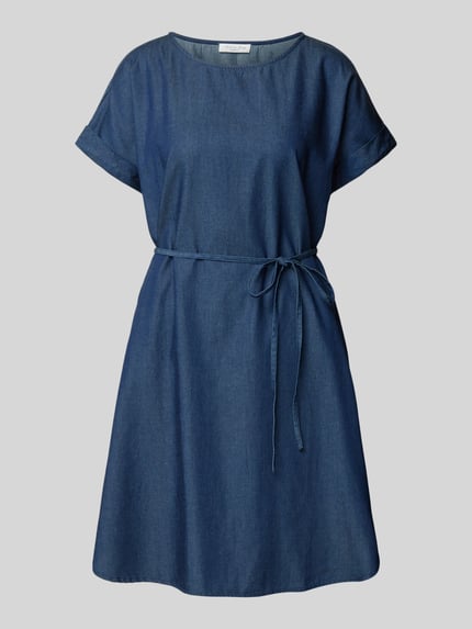 Produktfoto, Knielanges Kleid mit Bindegürtel von Christian Berg Woman, niebieski, prosty krój, lyocell-baumwollowy mix, pasek