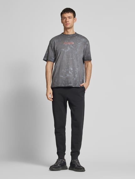 GUESS Activewear T-Shirt mit Label-Print Modell 'MUSCARI' Black 1