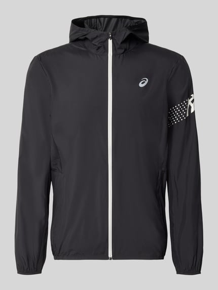 Produktfoto, schwarze Regular Fit Jacke mit Logo-Print Modell 'ICON' von ASICS TIGER, Kapuze, Reißverschluss, elastische Abschlüsse, glatte Oberfläche