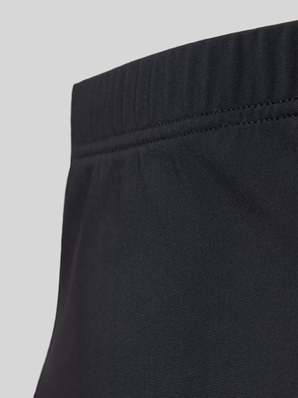Produktfoto, schwarzer Bikini-Slip mit Label-Detail Modell 'Heidi' von LASCANA im Material-Mix mit Stretch-Anteil und elastischem Bund.