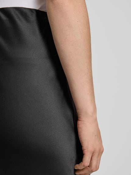 VERO MODA Ausgestellter Midi-Rock mit elastischem Bund Modell 'MERLE' Black 3
