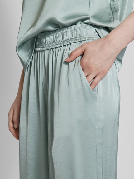 mbyM Wide Leg Stoffhose in Crinkle-Optik Modell 'Asaka' Lind 3