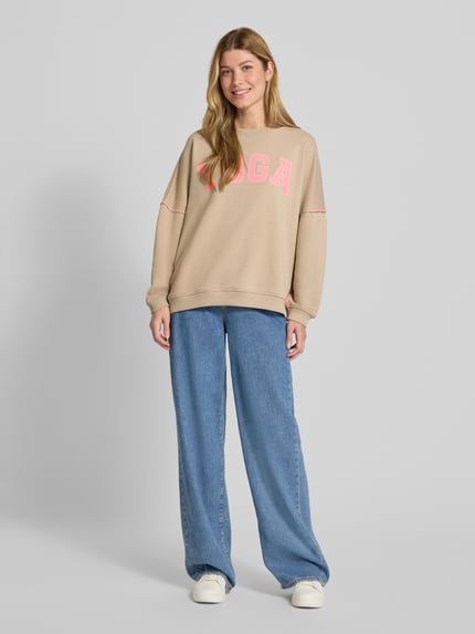 miss goodlife Oversized Sweatshirt mit Statement-Print Sand 1