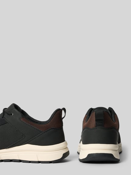 Productfoto, zwarte en bruine Sneaker met Logo-Detail model 'Sonic' van bugatti, afgeronde fit, geprofileerde zool, maat 44: hakhoogte 5 cm, schachthoogte 8 cm, schachtwijdte 7 cm.