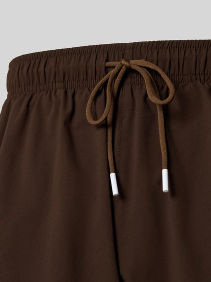 Produktfoto, Badeshorts mit Label-Stitching Modell 'Iconic' von BOSS in Braun, Optik: Unifarben, Bundabschluss: Elastisch, Tunnelzug, Materialverarbeitung: Stretch