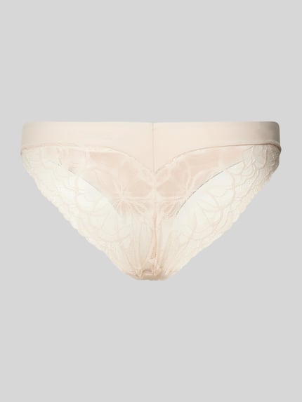 Triumph Slip mit Spitze Modell 'Body Makeup Illusion Lace' Beige 3