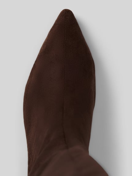 Produktfoto, Stiefel mit Pfennigabsatz von BIANCO, donkerbruin, spitse model, gladde zool, context: dames laars, ritssluiting, hakhoogte 7 cm, schachthoogte 40 cm, schachtbreedte 22 cm