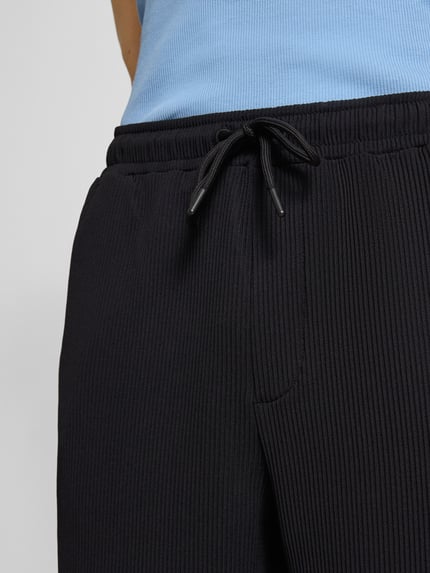 REVIEW Hose mit elastischem Bund und Tunnelzug Black 3