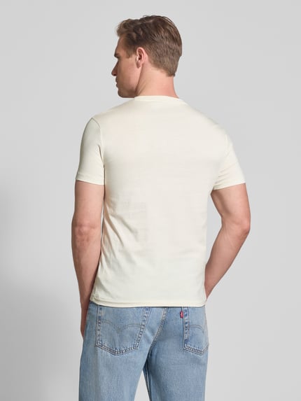 Mannenmodel draagt Regular Fit T-shirt uit puur katoen van Polo Ralph Lauren, look: effen, logostitching, ronde hals, korte mouw, jersey; totaalbeeld achterkant.