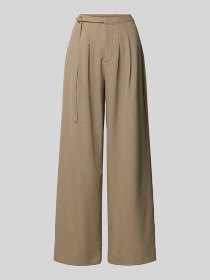 Produktfoto, spodnie wide fit z zakładkami i paskiem Model 'CASO' od YAS, mieszanka materiałów z dodatkiem wiskozy, beż, długość nogawki 80 cm, szerokość w rozmiarze 36: 37 cm
