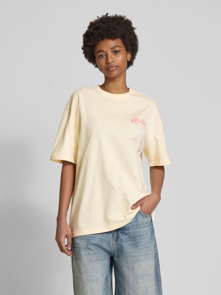 REVIEW Oversized T-Shirt mit Label-Print Offwhite 4