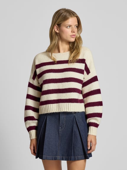 ONLY Sweter z dzianiny o kroju regular fit ze wzorem na całej powierzchni model ‘LAYA’ Bordowy 4