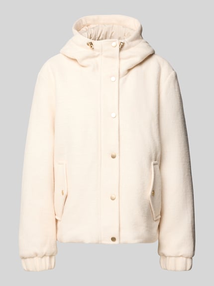 Produktfoto, cremefarbene Regular Fit Jacke mit Woll-Anteil von White Label, Kapuze mit Tunnelzug, Eingrifftaschen, strukturierte Oberfläche
