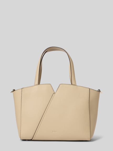 Produktfoto, Henkeltasche aus Rindsleder Modell 'REVERS' von BOSS in Beige, unifarben, rechteckige Form, Tragehenkel, Strukturleder, Label-Applikation.