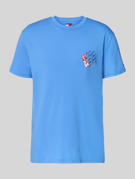 Produktfoto, Regular Fit T-Shirt aus reiner Baumwolle von Tommy Jeans in Unifarbe Blau mit Label Print, Rundhals, kurzarm, gerade Ärmel, Jersey-Struktur