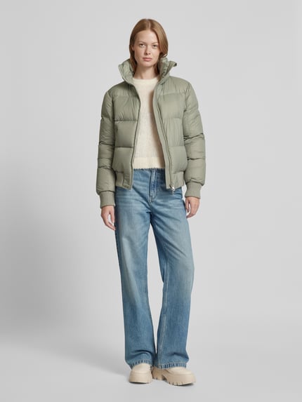 IQ Studio Steppjacke mit Reißverschlusstaschen Modell 'ELA' Khaki 1