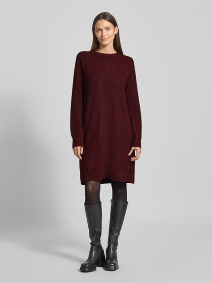 b.young Knielanges Strickkleid mit gerippten Abschlüssen Modell 'Onema' Dunkelrot 4
