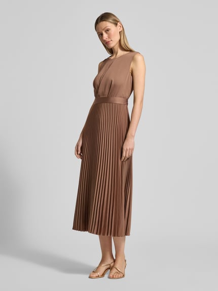 Vera Mont Cocktailkleid mit Plisseefalten Mittelbraun 1