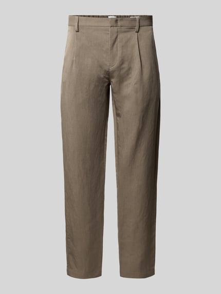 Slim Fit Hose mit Gesäßtaschen Shop The Look MANNEQUINE
