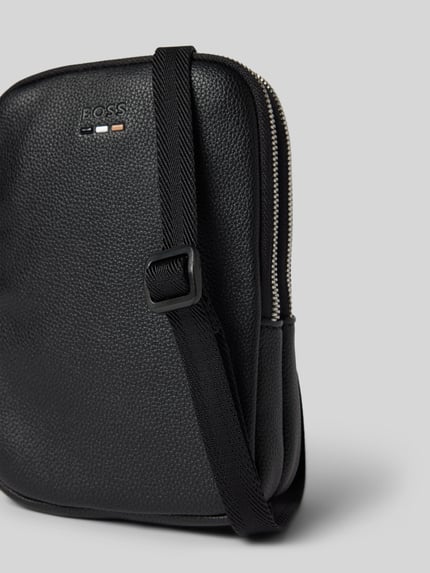 BOSS Umhängetasche in Leder-Optik Modell 'Ray' Black 3