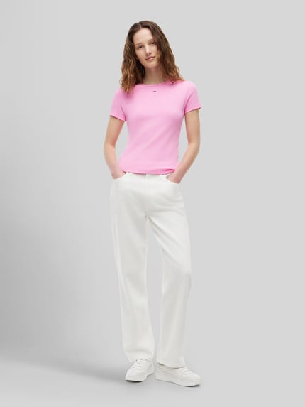 Tommy Jeans Slim Fit T-Shirt aus Baumwoll-Mix in Rippstrick Pink Melange 1