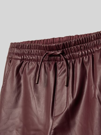 s.Oliver RED LABEL Weite Hose in Kunstleder-Optik Bordeaux 2