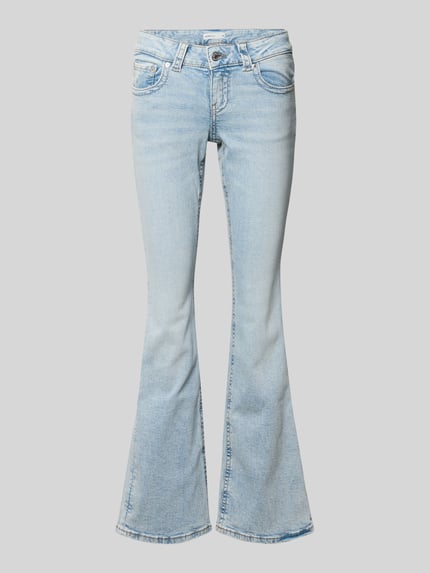 Productfoto, Low Bootcut Jeans met steekzakken model 'Y2k' van Gina Tricot, katoen-elastaanmix, low bootcut fit, lichtblauw, maat 36 bundwijdte 37 cm, binnenbeenlengte 83 cm