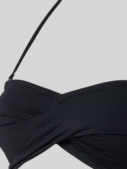 Produktfoto, Bikini Oberteil in Twist-Optik von Seafolly, elastyczna mieszanka materiałów, efekt przewiązania, zapięcie z tyłu, odpinane ramiączka