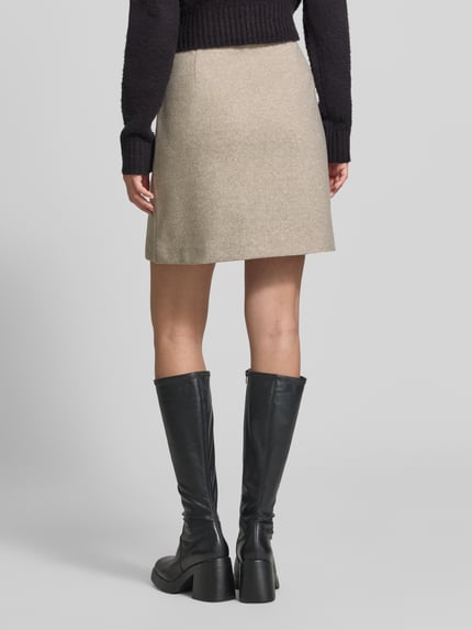 VERO MODA Ausgestellter Mini-Rock mit Nahtreißverschluss Modell 'FORTUNEALLISON' Beige 5