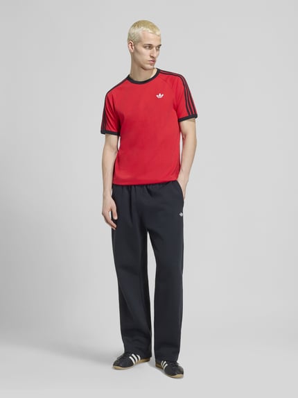 adidas Originals t-shirt o kroju regular fit z czystej bawełny Czerwony 1