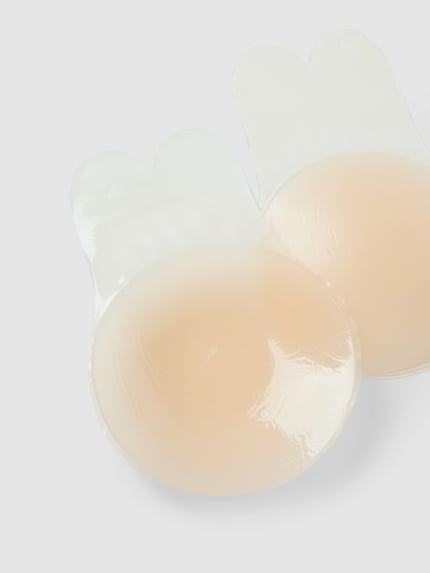 Produktfoto, Silikonkörbchen mit Lifting-Effekt von MAGIC Bodyfashion, unifarbenes Design, selbstklebend, körpernahe Passform.
