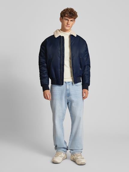 REVIEW Bomberjacke mit Leistentaschen Marine 1