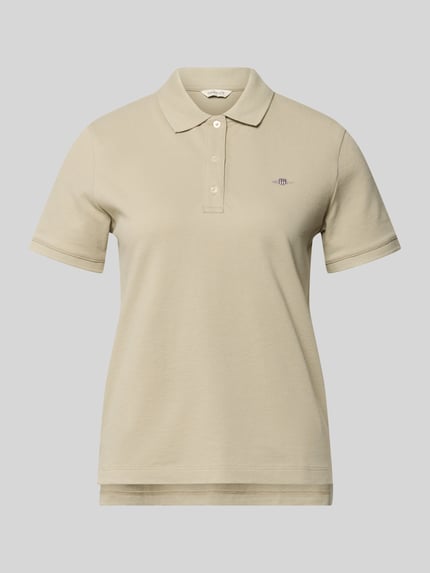 Produktfoto, Poloshirt mit Logo-Stitching und Polokragen von Gant in Beige, reine Baumwolle, Regular Fit, kurze Knopfleiste, glatte Textur