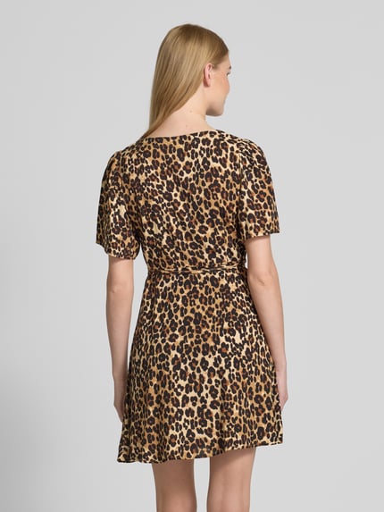 VERO MODA Tailliertes Minikleid aus reiner Viskose Modell 'ALBA' Sand 5