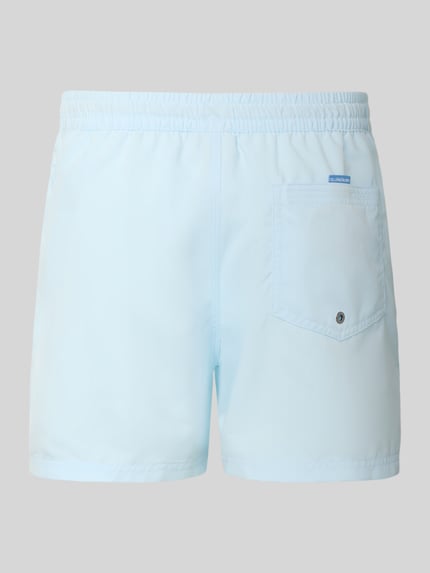 Productfoto, Regular Fit Badehose mit Logo-Patch Modell 'Everyday' van Quiksilver, elastische tailleband met trekkoord, lichtblauw, één achterzak