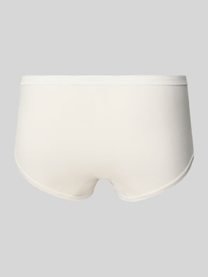 Vrouwenmodel draagt 'Slim Fit Slim mit Logo-Detail' van Sloggi uit elastische katoenmix, slim fit, elastische tailleband, detailopname rugaanzicht.