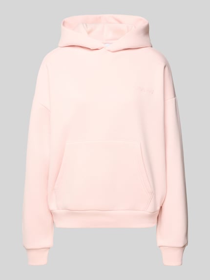 Produktfoto, Hoodie mit Logo-Print und Känguru-Tasche von REVIEW in zartem Rosaton, weiche Baumwoll-Mix-Textur, Loose-Fit, Kapuze