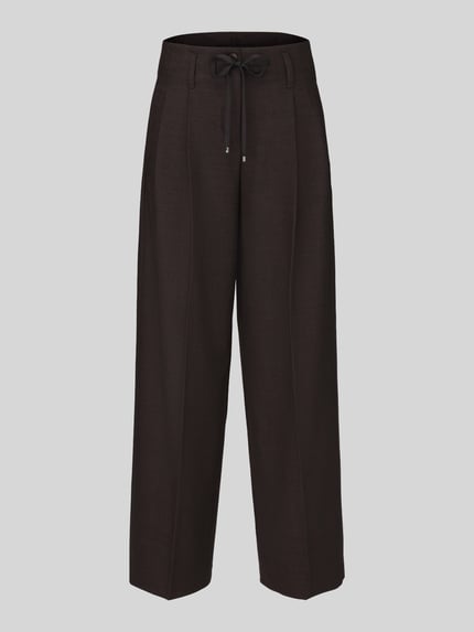 Produktfoto, Fashion Fit Bundfaltenhose mit Schurwoll-Anteil Modell 'Addison' von CAMBIO in dunklem Melange-Ton, Twill-Struktur, reguläre Länge, sichtbarer Tunnelzug am Bund, seitliche Eingrifftaschen, Label Stitching, schlichte, gerade Silhouette.