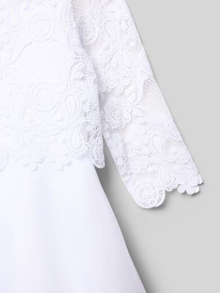 Produktfoto, Knielanges Kleid mit Rundhalsausschnitt von DANAMADE in Weiß, taillierter Schnitt, 3/4-Ärmel, blickdichter Unterrock, florale Spitzenstruktur