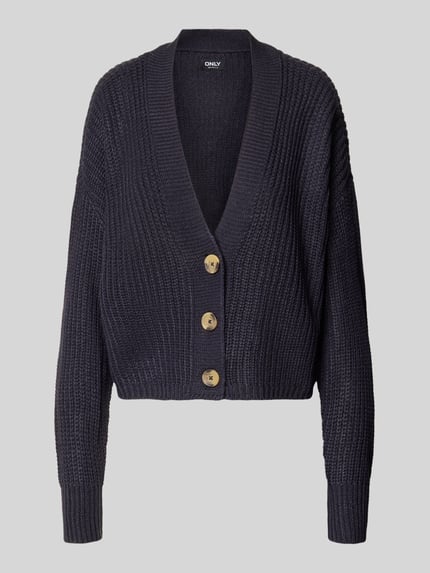 Produktfoto, dunkelblaue Strickjacke mit großen Knöpfen, grobe Strickstruktur, Boxy Fit Strickjacke mit V-Ausschnitt Modell 'CAROL' von ONLY, Damen Strickjacke