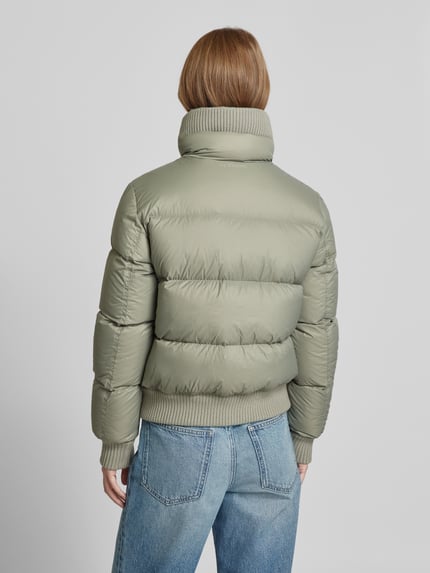 IQ Studio Steppjacke mit Reißverschlusstaschen Modell 'ELA' Khaki 5