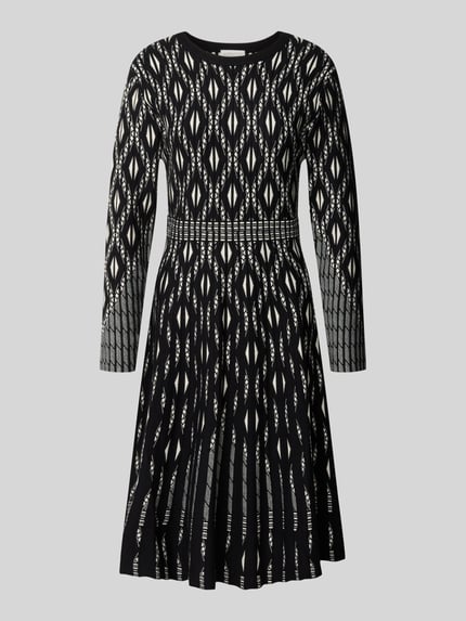 Produktfoto, Knielanges Strickkleid im Allover-Look van Apricot in zwart-wit, Viscosemix, A-lijn, Ronde hals, knielang, all-over look