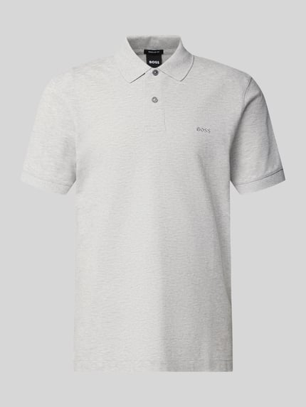 Produktfoto, Regular Fit Poloshirt aus reiner Baumwolle Modell 'PALLAS' von BOSS, hellgrau, kurzarm, Polokragen, Piqué-Struktur, unifarben