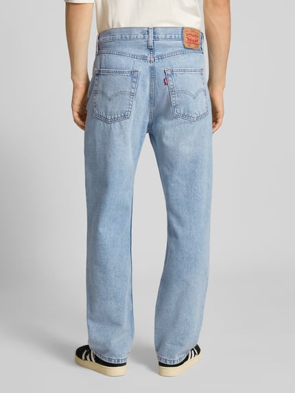Levi's® Straight Fit Jeans mit Logo-Patch Modell '565 Loose' Hellblau 5