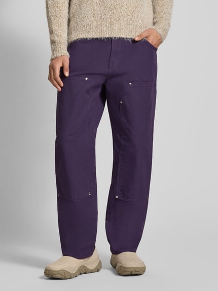 Mannenmodel draagt Loose Fit Jeans met steekzakken model 'DOUBLE KNEE TYRELL PANT' van Edwin, paars, katoen, voorkant, close-up bovenlichaam